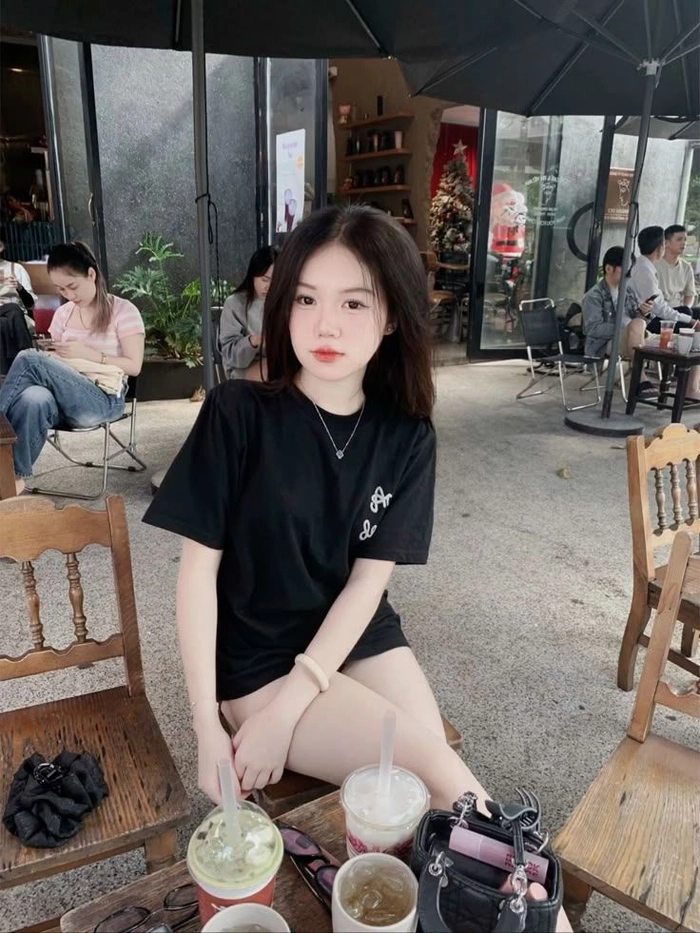 Hình ảnh học sinh cấp 2 gái xinh