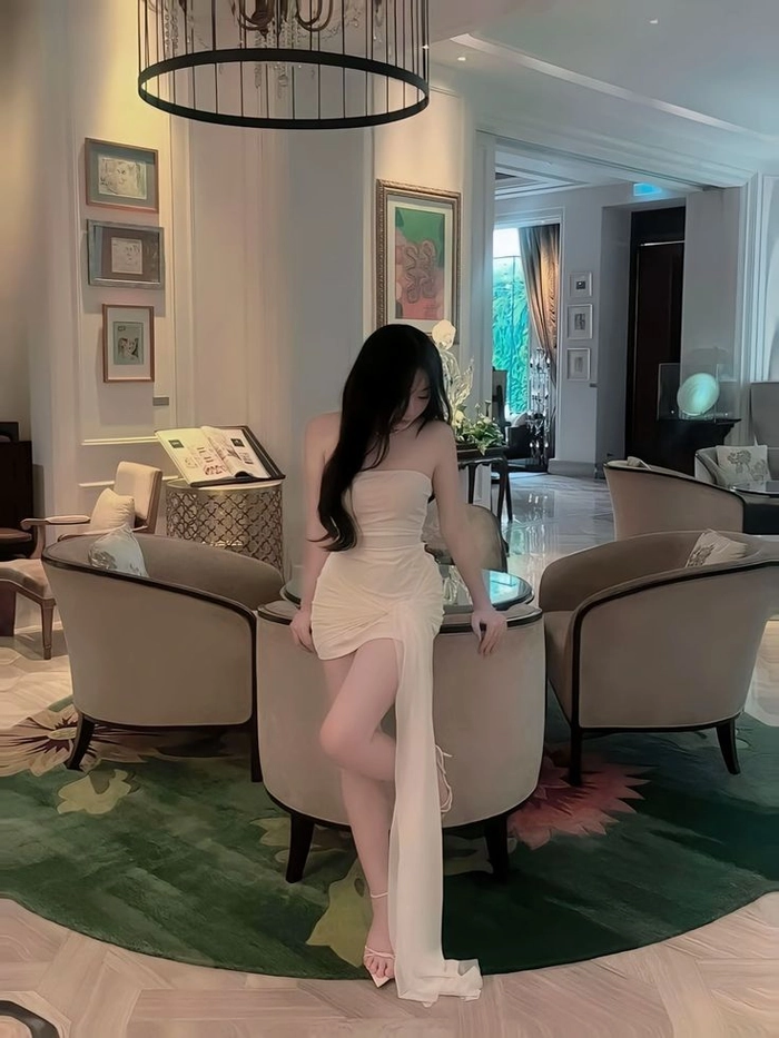 Nữ sinh cấp 3 xinh phong cách trẻ