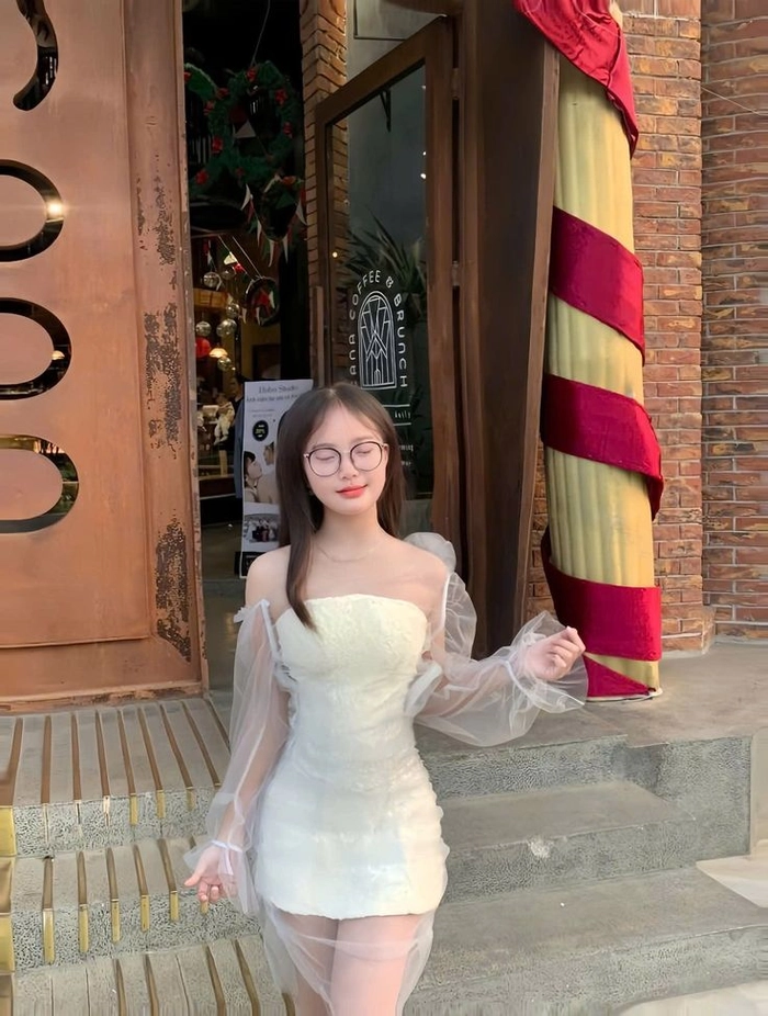 Ảnh gái xinh mặc váy lưới phong cách quyến rũ