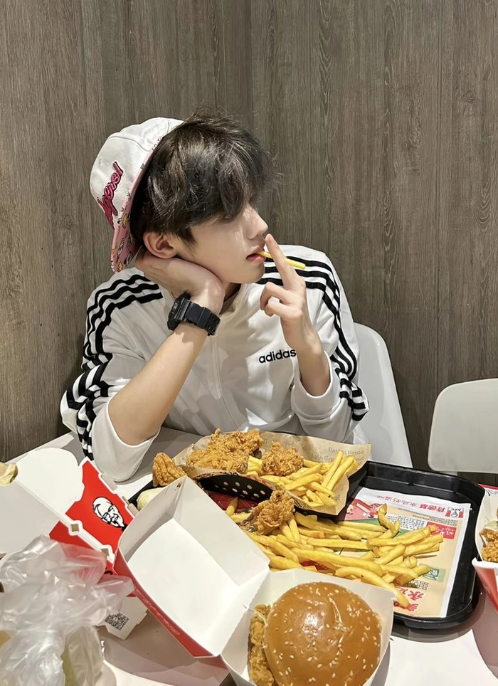 Góc chụp tuổi teen đầy cảm xúc