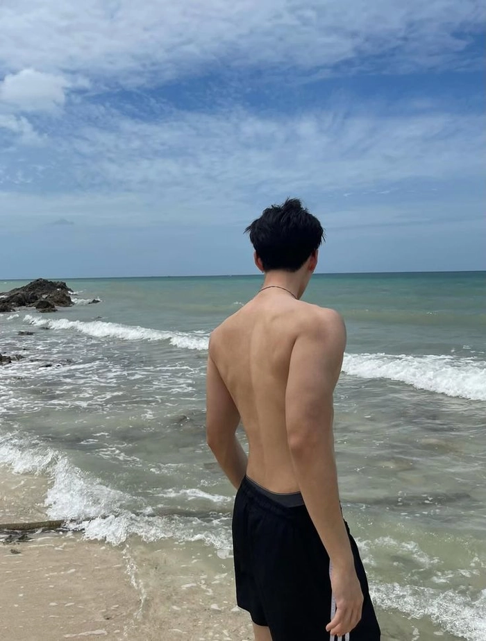 Khoảnh khắc nam tính tự nhiên