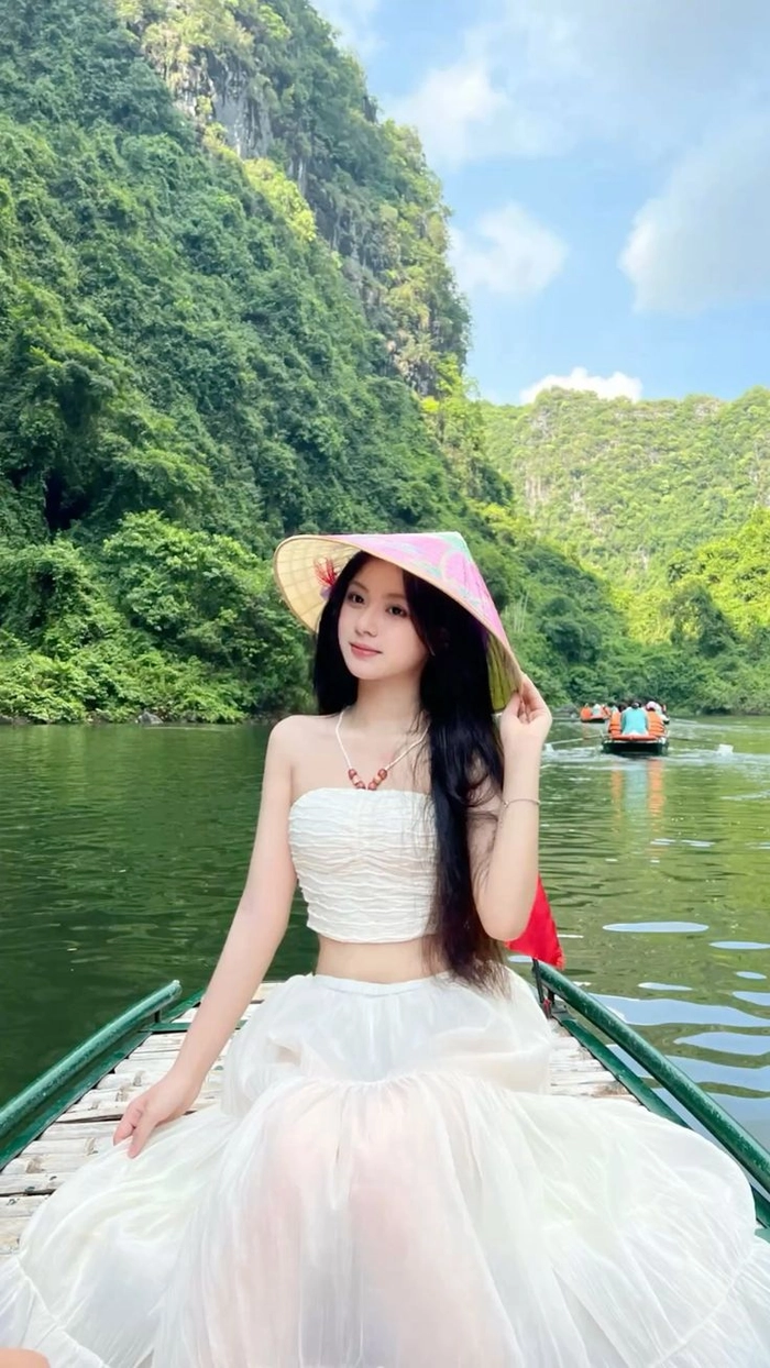 Phong cách cá tính đầy ấn tượng