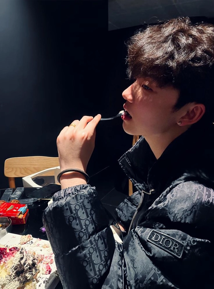 Phong cách nam sinh năng động