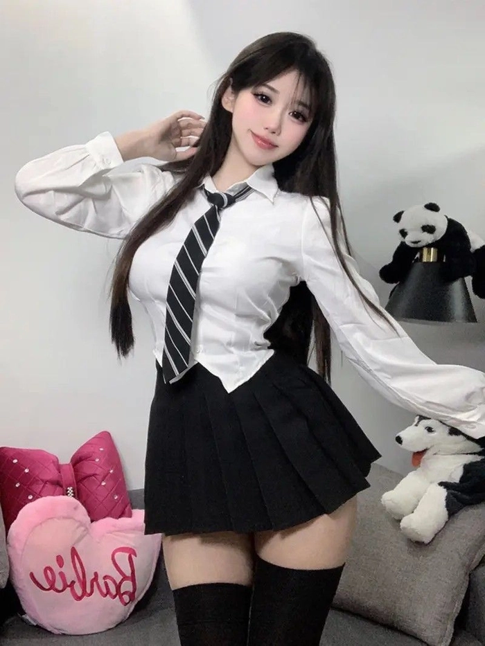 Style nữ sinh giản dị tinh khôi