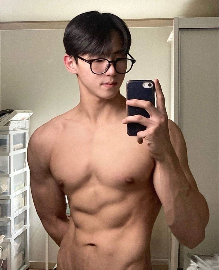 Góc chụp body nam tính nổi bật